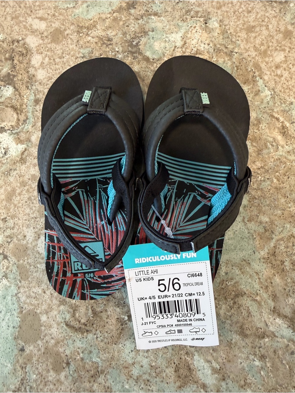 Reef Little Ahi Toddler Sandals Size 5/6 NWT